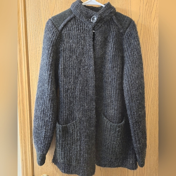 Heavy Weight Cardigan sz M - Picture 1 of 3